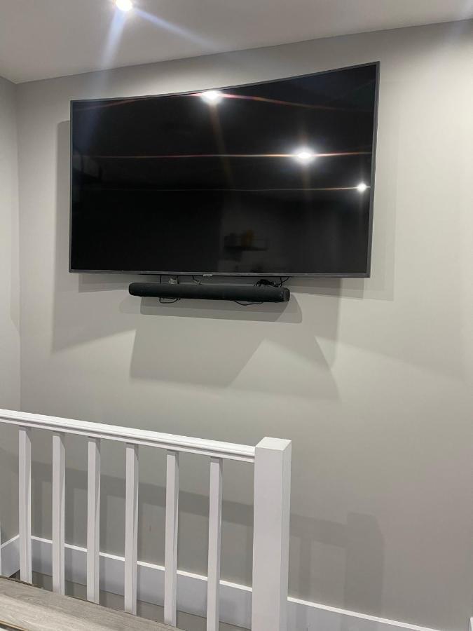 Unique Duplex Apartment Free Parking Free Wi-Fi 6 Minutes From Leeds City Centre Exterior foto